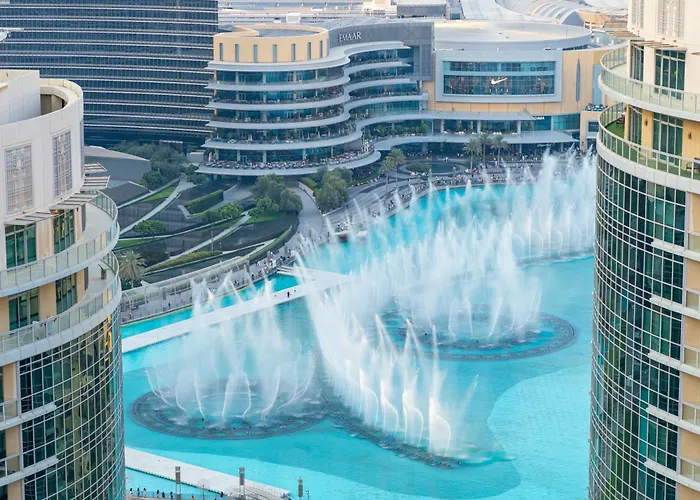 Lavish 2 Bedroom I Burj Khalifa & Fountain Views I Free Gym, Pool, Parking, Wi-Fi And Ps5 I By Skyline Serenity