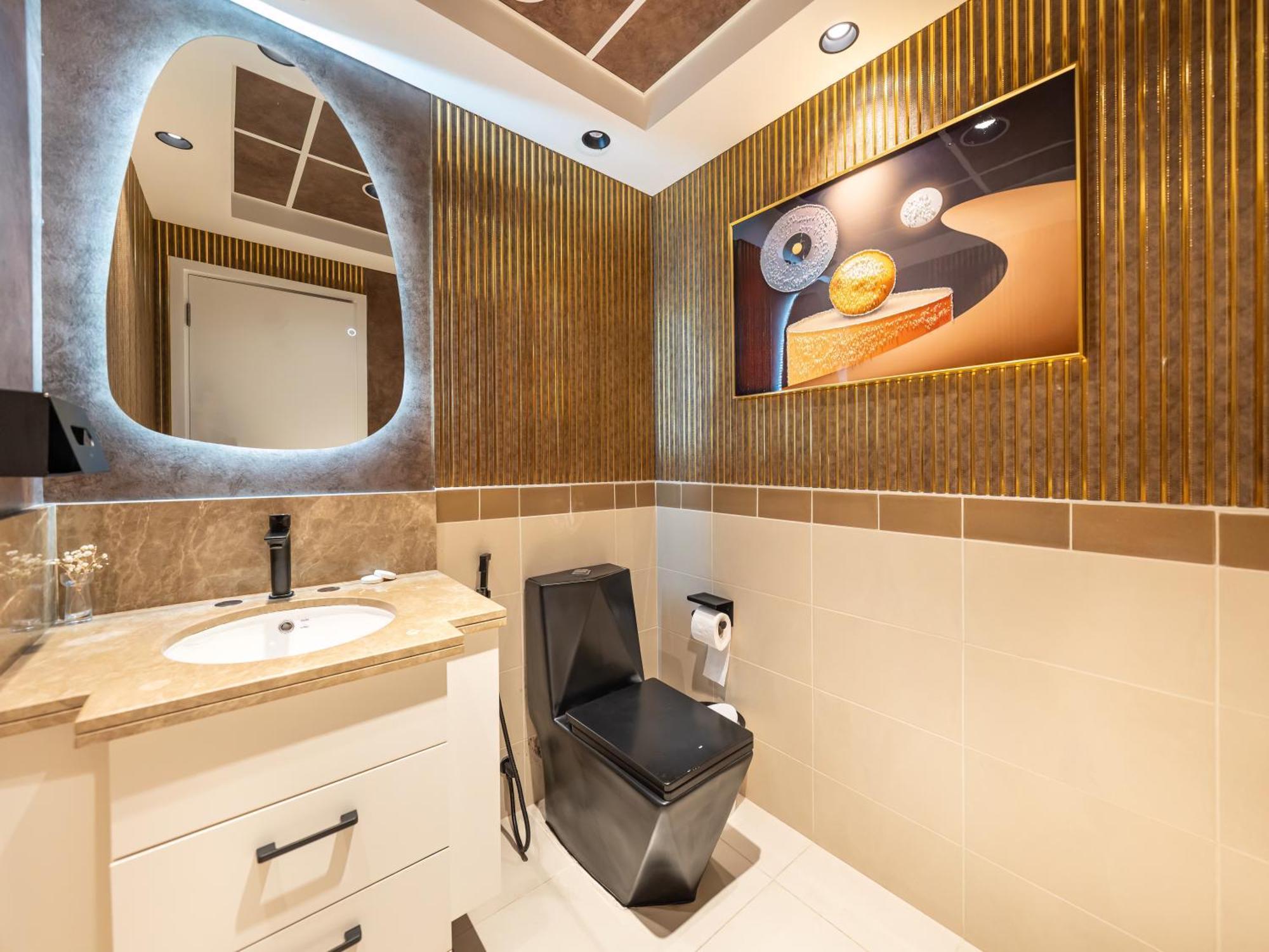 شقة Lavish 2 Bedroom I Burj Khalifa & Fountain Views I Free Gym, Pool, Parking, Wi-fi And Ps5 I By Skyline Serenity دبي
