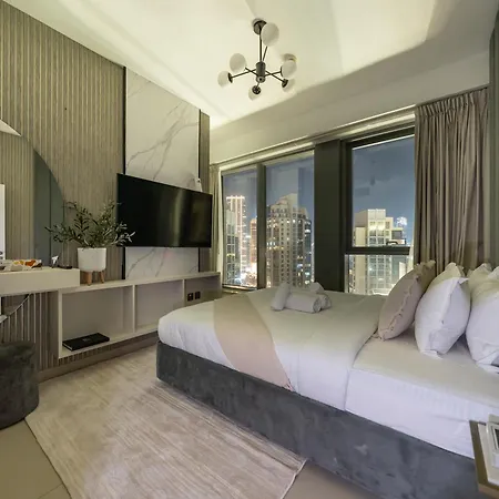 Lavish 2 Bedroom I Burj Khalifa & Fountain Views I Free Gym, Pool, Parking, Wi-Fi And Ps5 I By Skyline Serenity Dubai Exterior photo